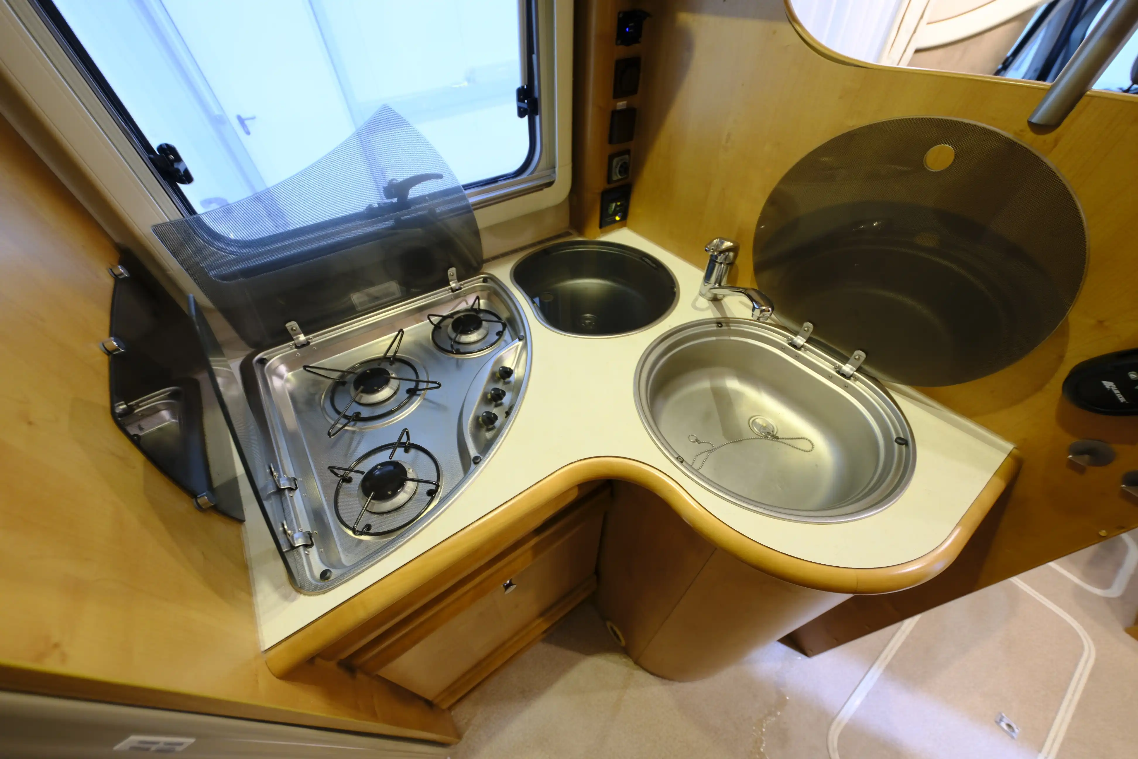 RAPIDO 7066 DF - Ansicht 12